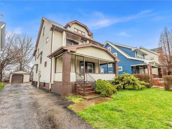 13409 S Parkway Drive , Garfield Heights, OH 44105