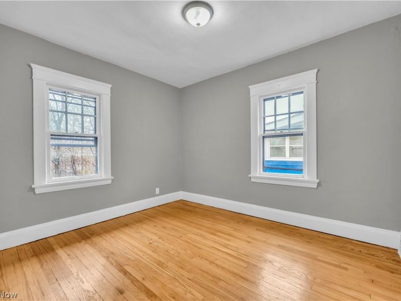 13409 S Parkway Drive, Garfield Heights, OH 44105 Photo 16