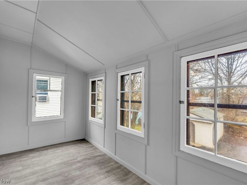 13409 S Parkway Drive, Garfield Heights, OH 44105 Photo 27