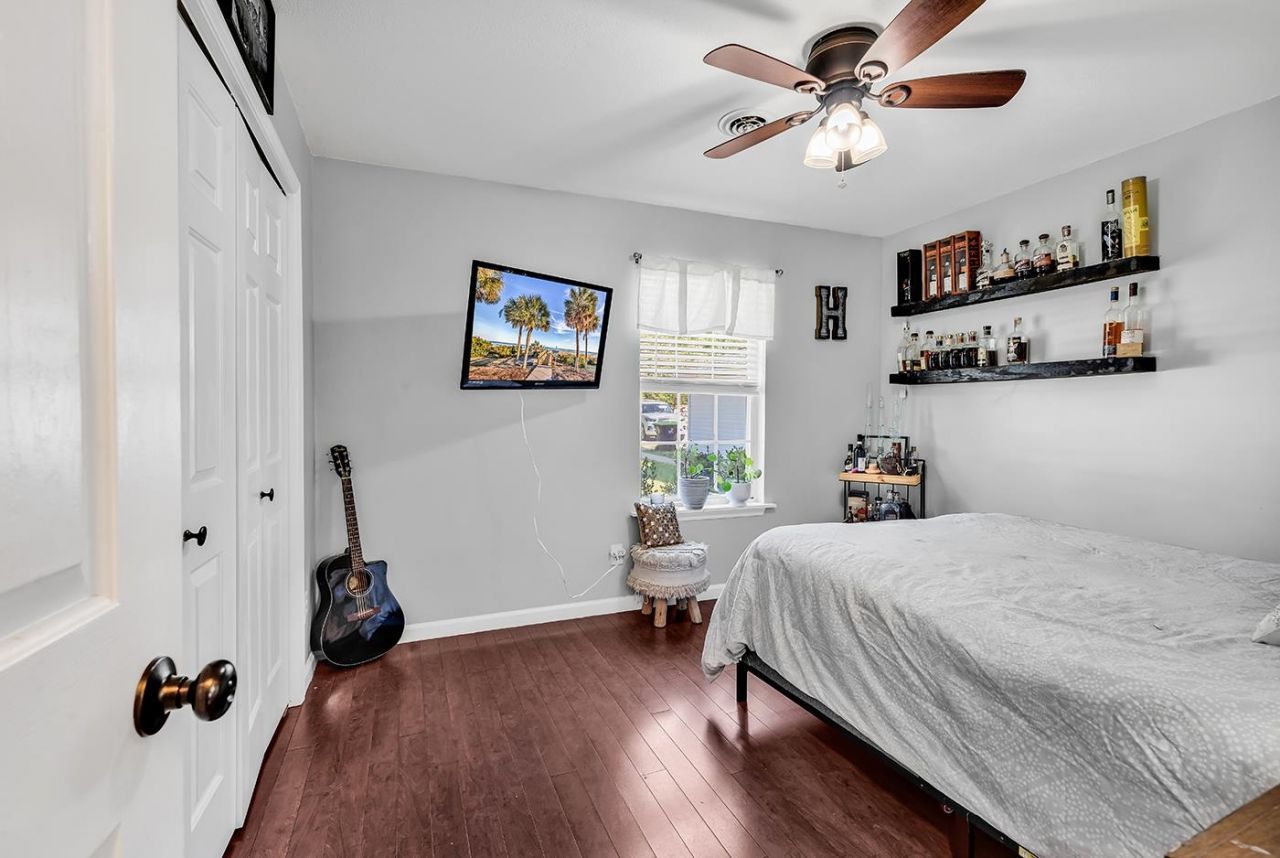 2947 Temperance Dr. Photo 19