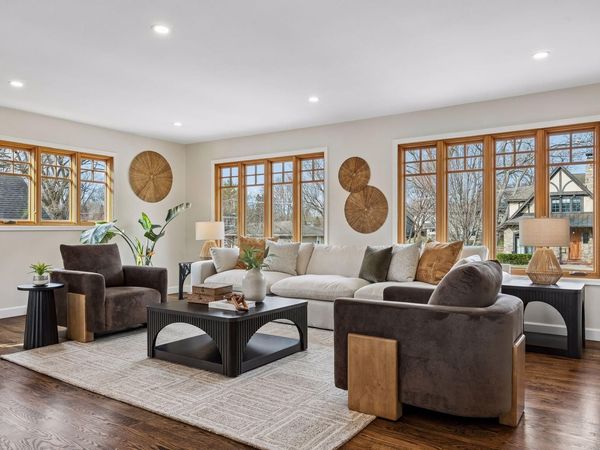 4011 Grimes Avenue S, Edina, MN 55416