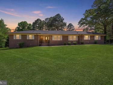 18246 WHITE PINE DRIVE, MILFORD, VA 22514