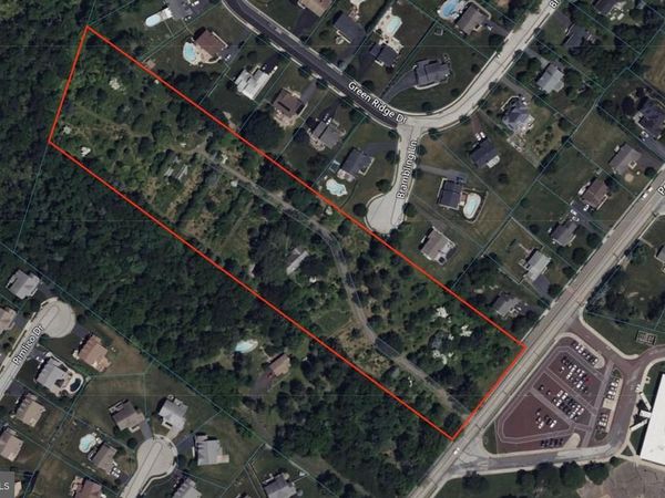 2015 POTSHOP ROAD , NORRISTOWN, PA 19403