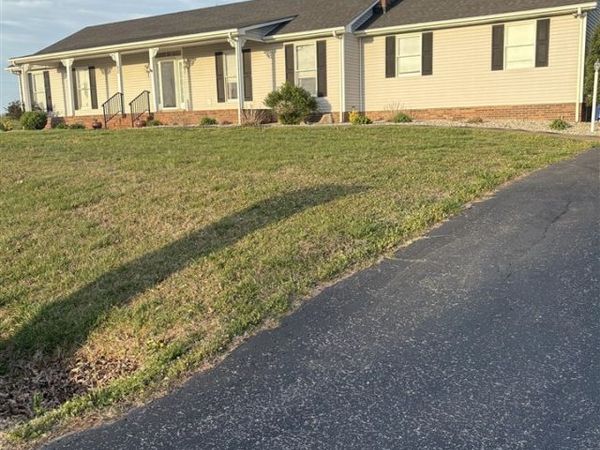 192 Coleman Lane , Bowling Green, KY 42103