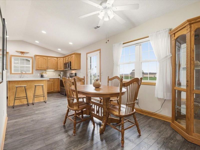 1331 E Beal Avenue, Bucyrus, OH 44820 Photo 11