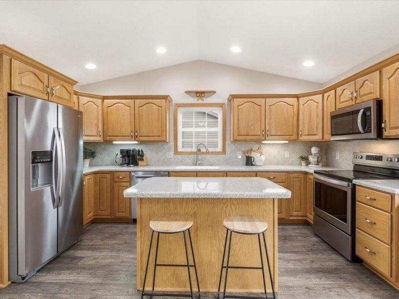 1331 E Beal Avenue, Bucyrus, OH 44820 Photo 13