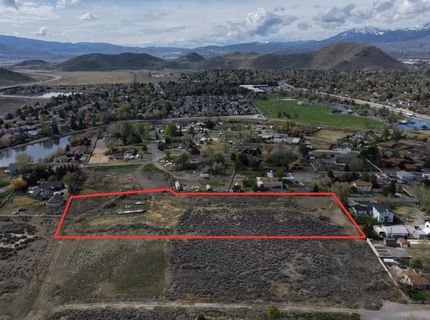 4960 Charlotte Way, Reno, NV 89502 Photo