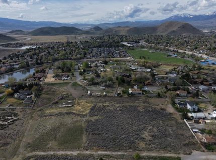 4960 Charlotte Way, Reno, NV 89502 Photo