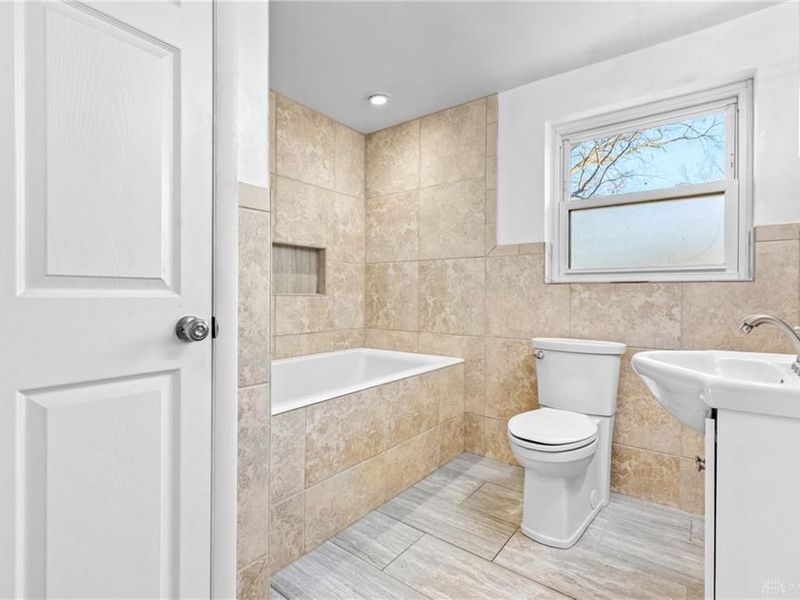 1150 Berdova Drive, Miami Township, OH 45150 Photo 12