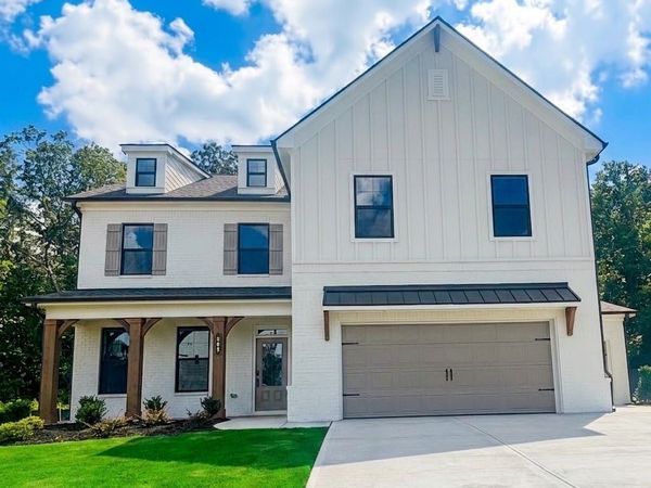 562 Winding Rose Drive, Hoschton, GA 30548