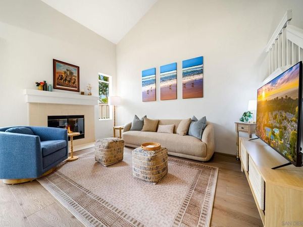 3876 Creststone, San Diego, CA 92130