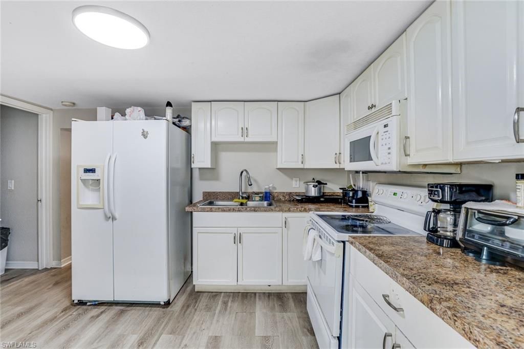 106 Moon Bay St, Naples, FL 34114 Photo
