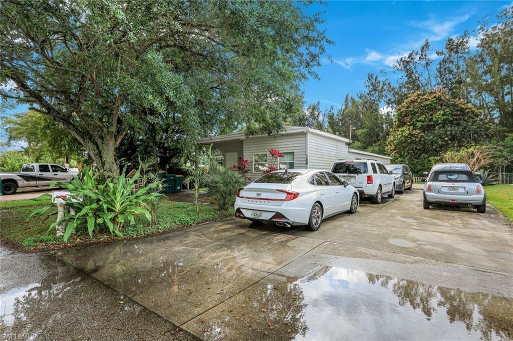 106 Moon Bay St, Naples, FL 34114 Photo