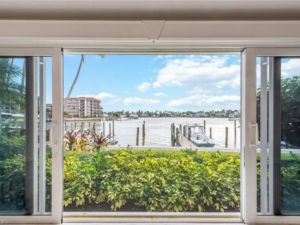 2850 Gulf Shore BLVD N, Unit 102, NAPLES, FL 34103