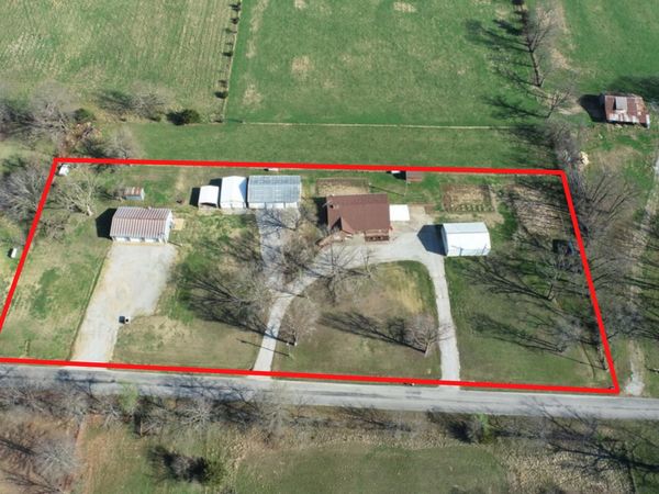 3705 E 150 Road, El Dorado Springs, MO 64744