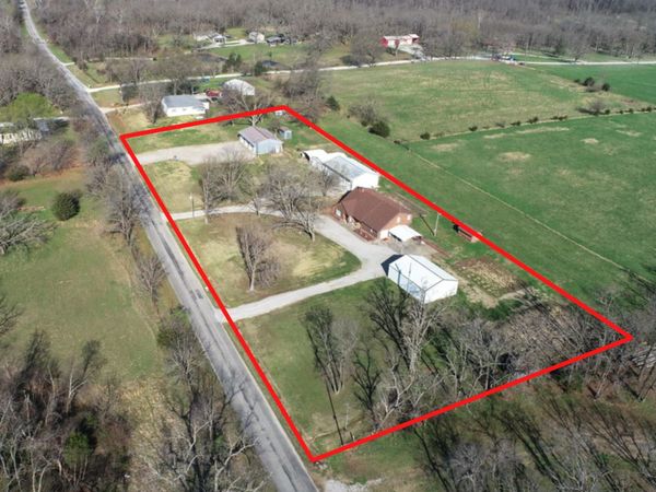 3705 E 150 Road, El Dorado Springs, MO 64744