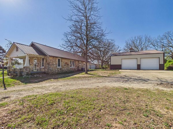 1348 County Road 806, Gainesville, MO 65655