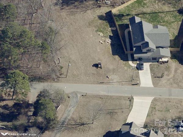 2006 Grace Lane , Charlotte, NC 28262