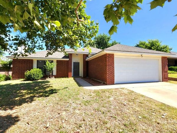 11703 Lorene Avenue, Midwest City, OK 73130