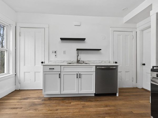 166 Elliot St, Unit 2, Newton, MA 02464