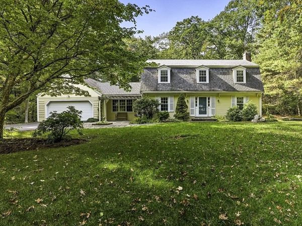 18 Coolidge Road, Wayland, MA 01778