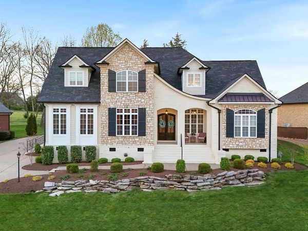 1562 Boardwalk Pl, Gallatin, TN 37066