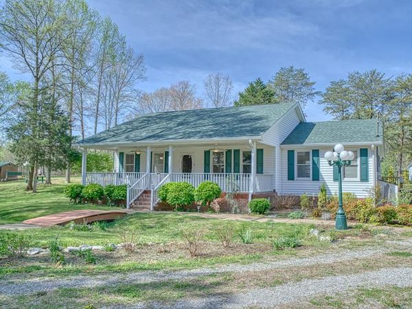 188 Campbell Ln, Cookeville, TN 38501