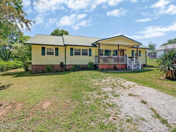 280 Harding Rd, Harriman, TN