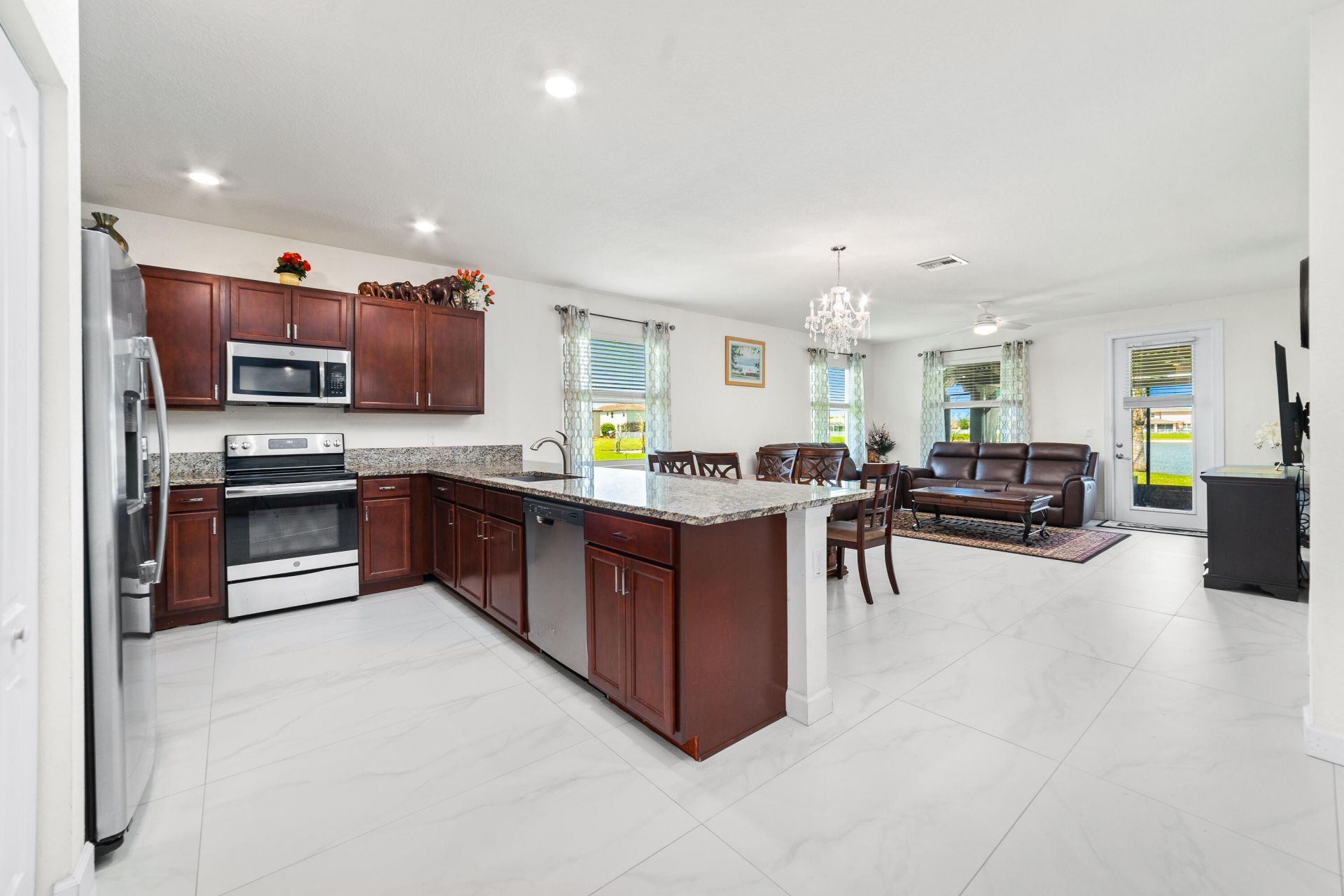 879 Bent Creek Drive, Fort Pierce, FL 34947 Photo