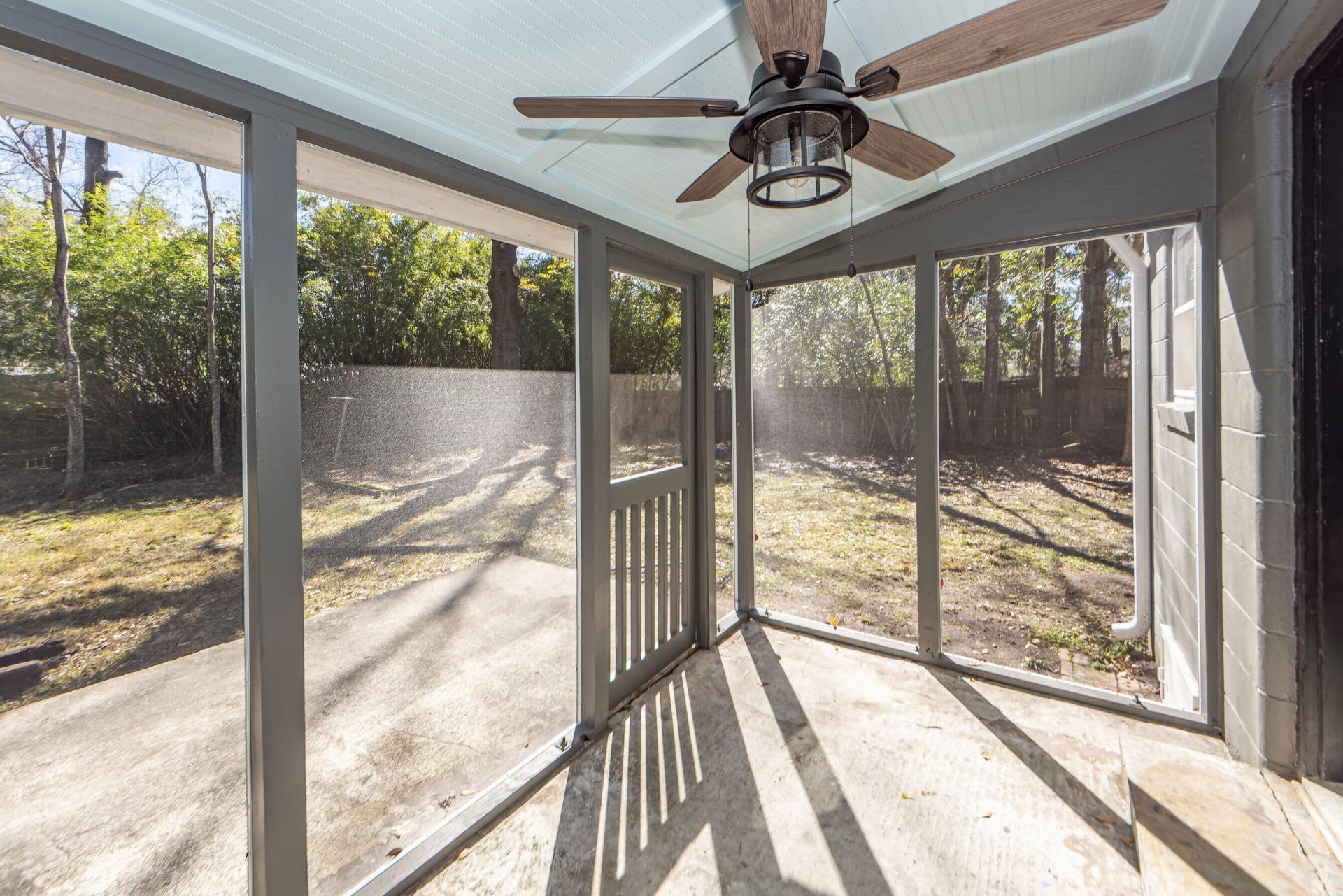 1221 Wimbee Drive Photo 14