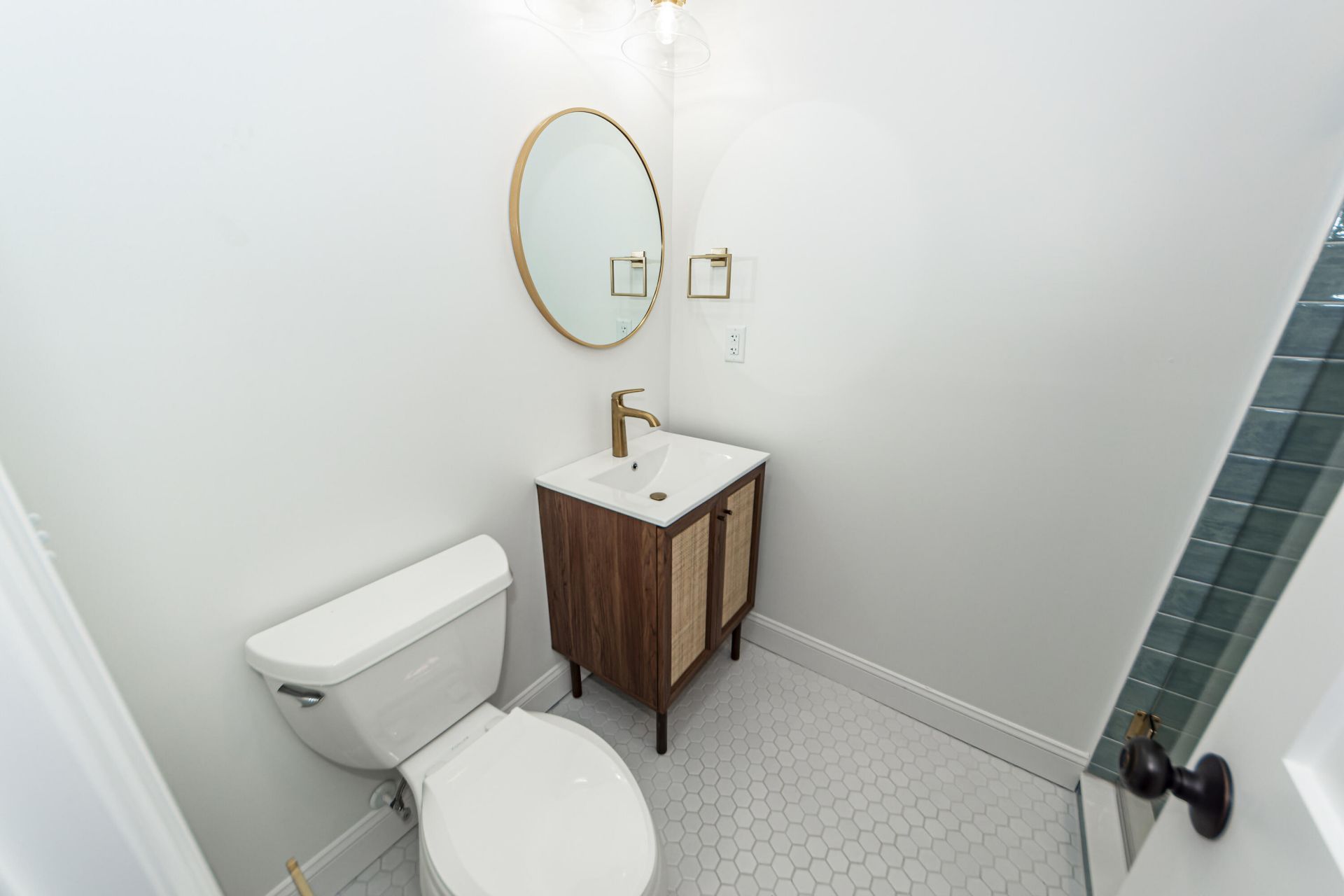 1221 Wimbee Drive Photo 9