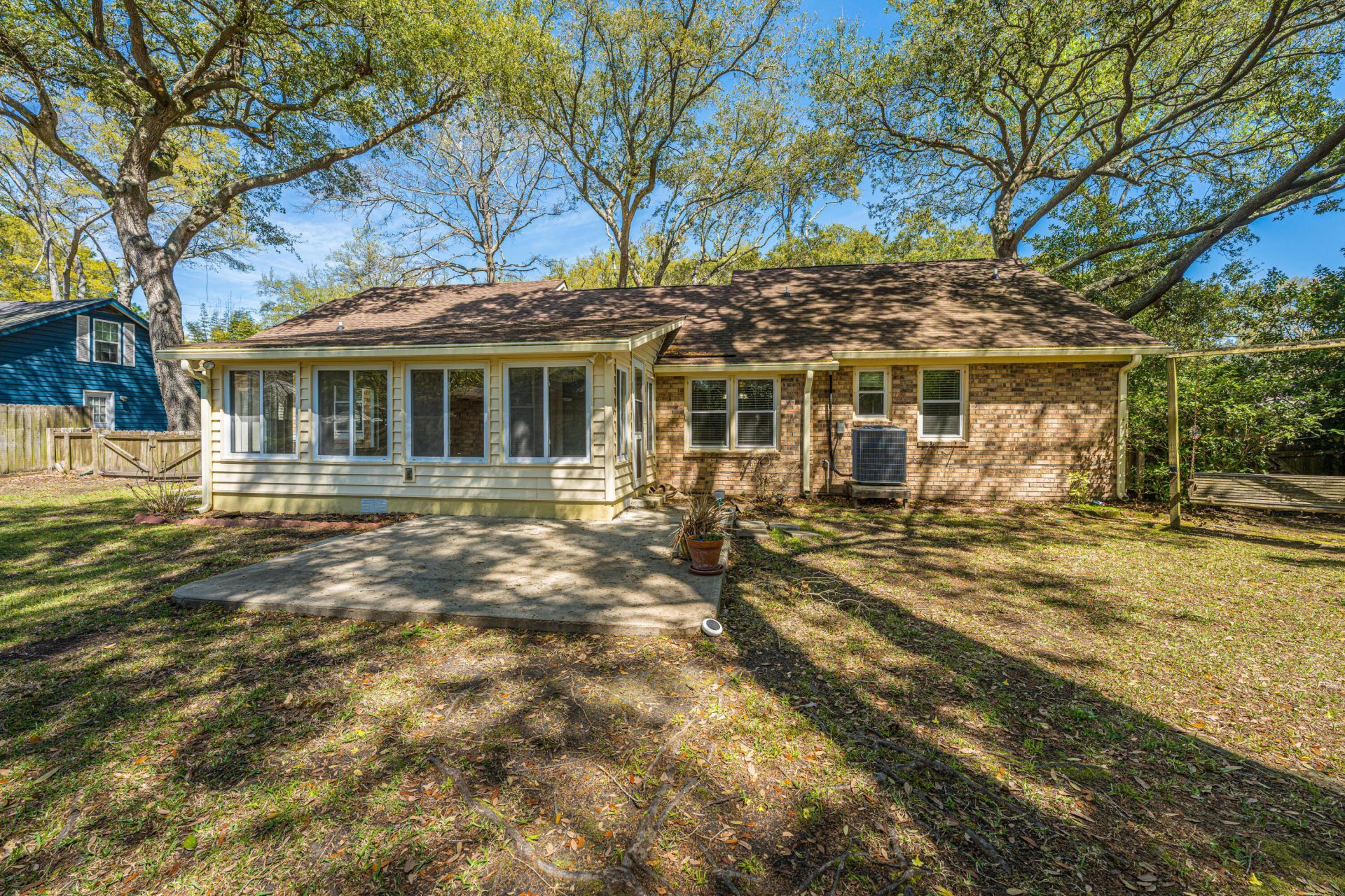 1519 Kentwood Circle Photo 32