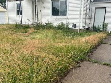 413 E Hemphill Road , Flint, MI 48507