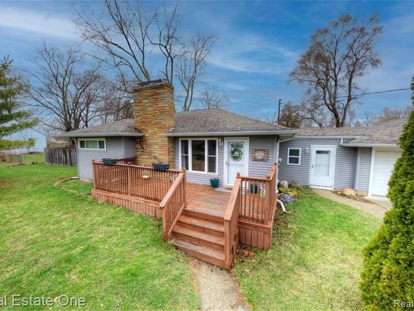 2293 Nichols Avenue, Grand Blanc Twp, MI 48507