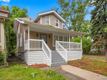 225 Ashland Street , Detroit, MI 48215