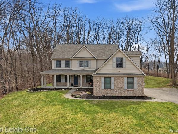 3181 Aspen Ridge Court, Genoa Twp, MI 48843