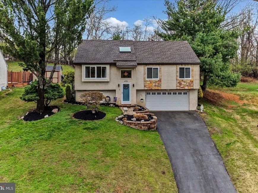 474 Ridge Lane , Springfield, PA 19064 Main Photo