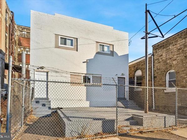 2045 W TORONTO STREET , PHILADELPHIA, PA 19132