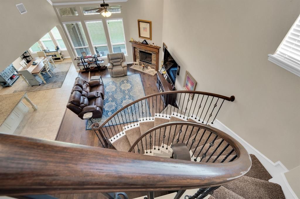409 Brookdale Drive, Midlothian, TX 76065 Main Photo