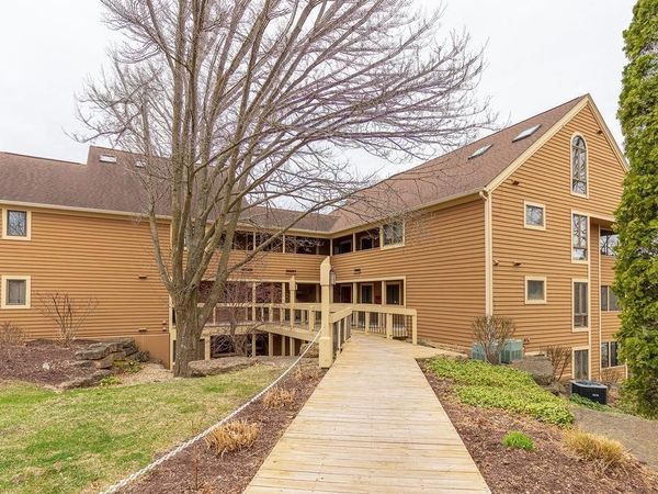 A7 Long Bay Point Drive, GALENA, IL 61036