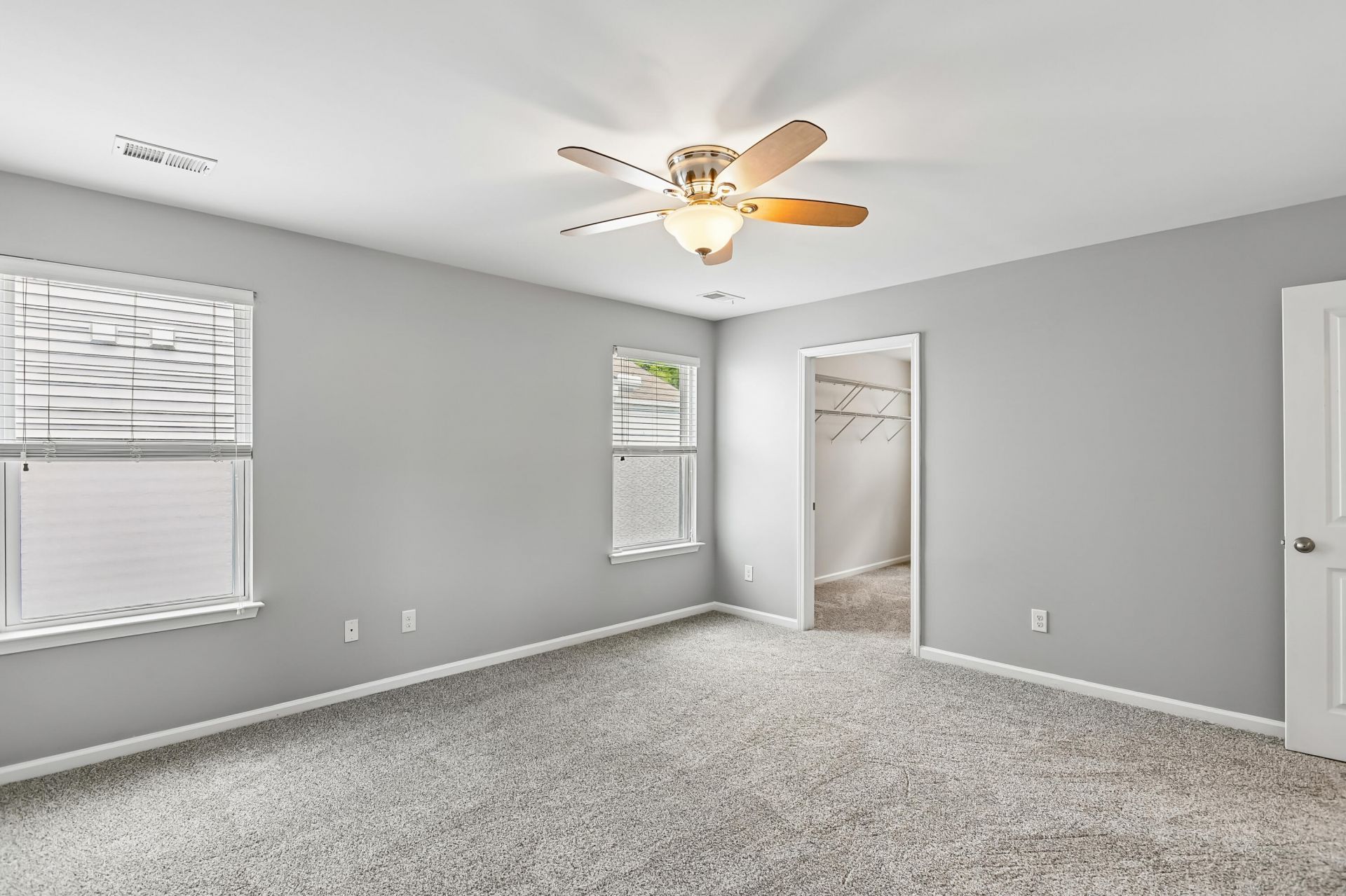 9831 Seed Street Photo 20