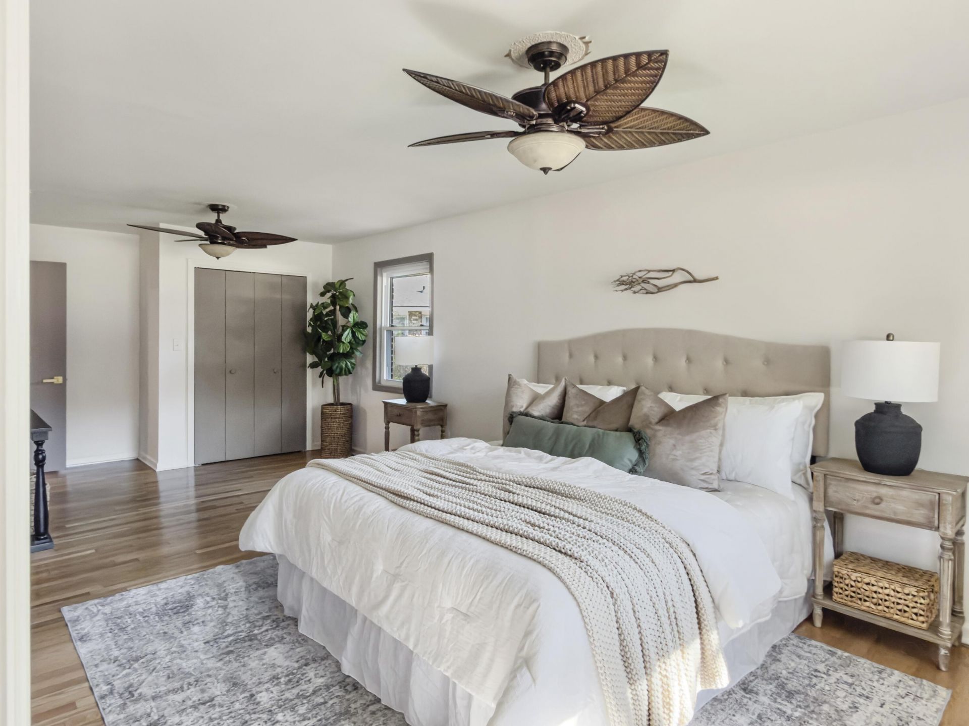 1318 Foster Street Photo 11