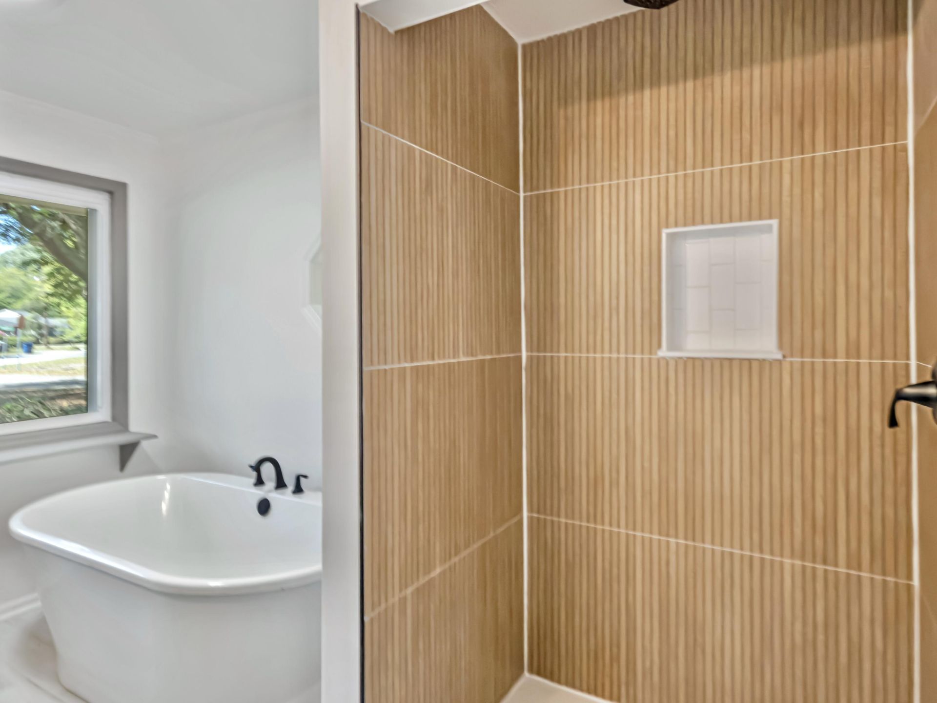 1318 Foster Street Photo 17