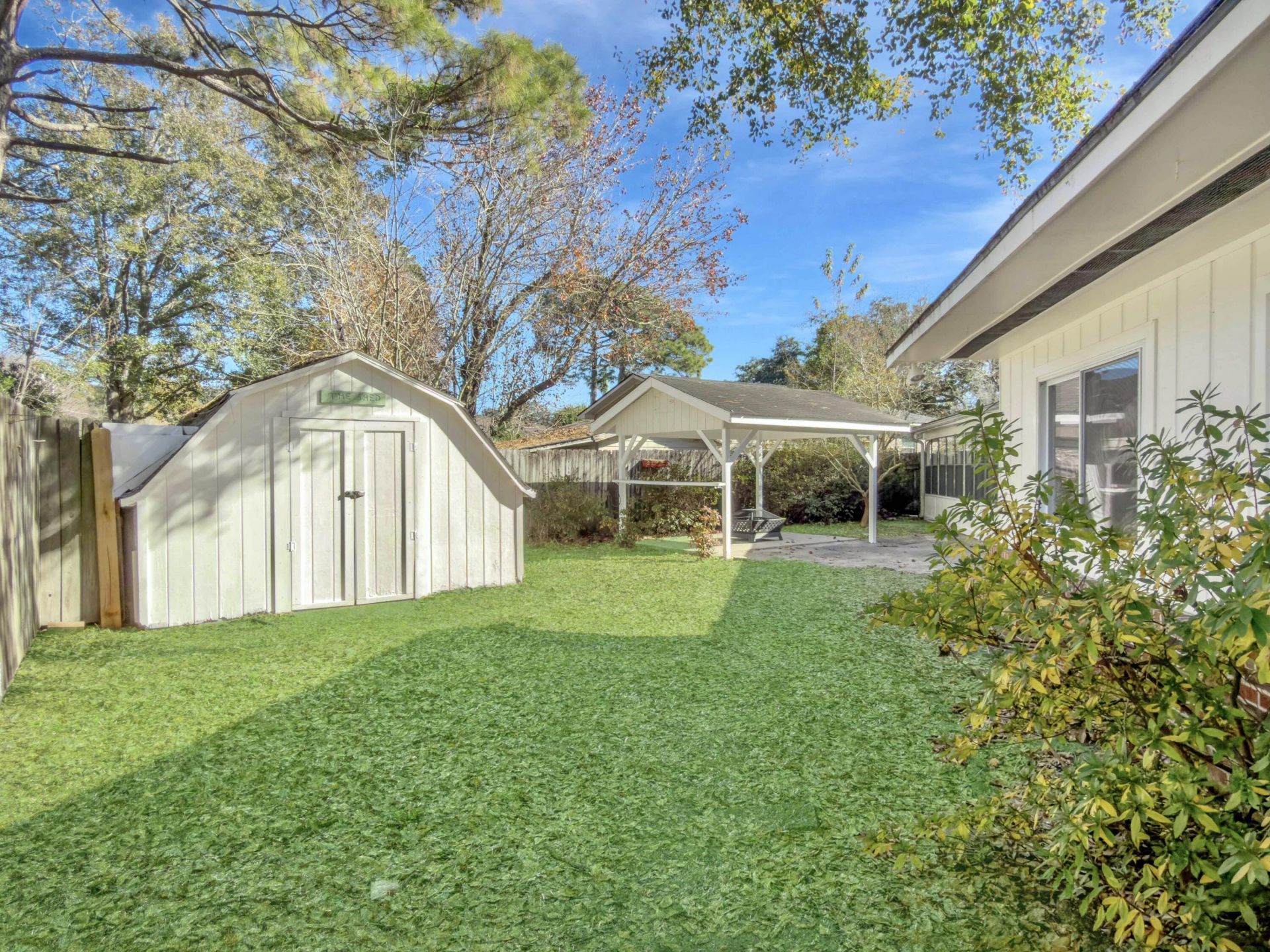 1318 Foster Street Photo 36