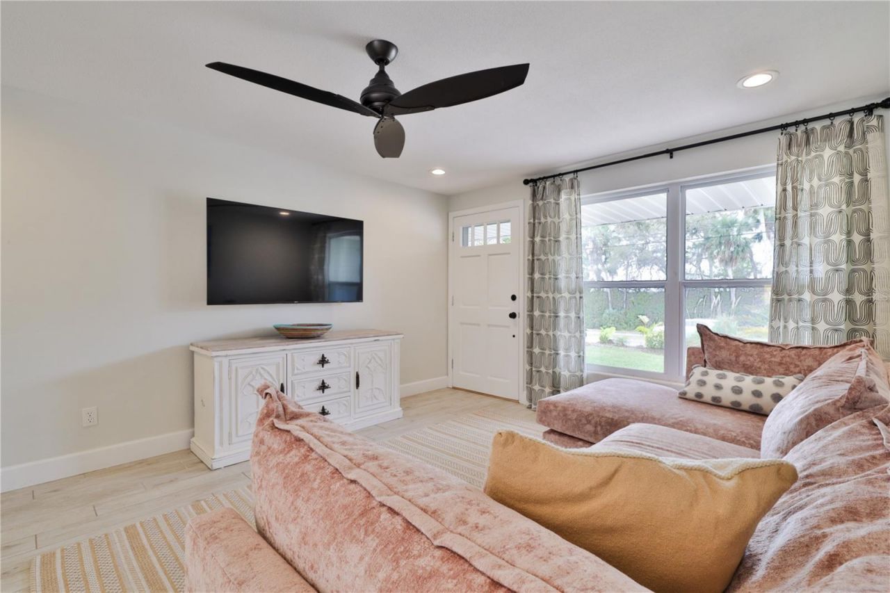 2307 Saxon Drive , New Smyrna Beach, FL 32169 Photo