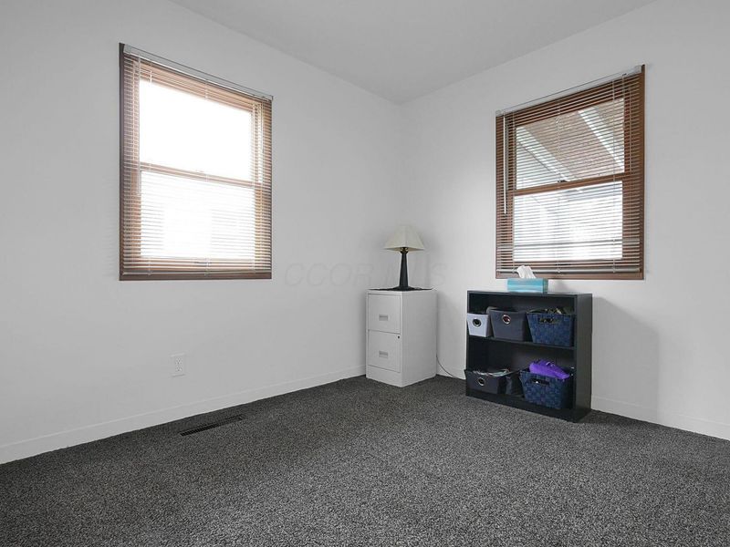 348 Darbyhurst Road, Columbus, OH 43228 Photo 15