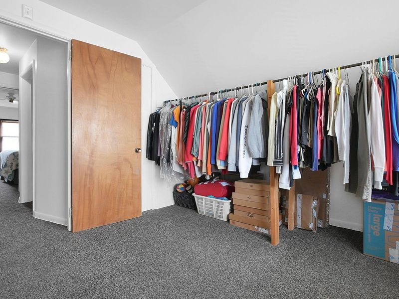 348 Darbyhurst Road, Columbus, OH 43228 Photo 21