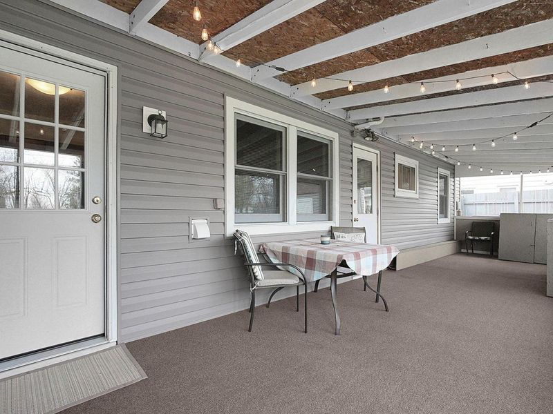 348 Darbyhurst Road, Columbus, OH 43228 Photo 24