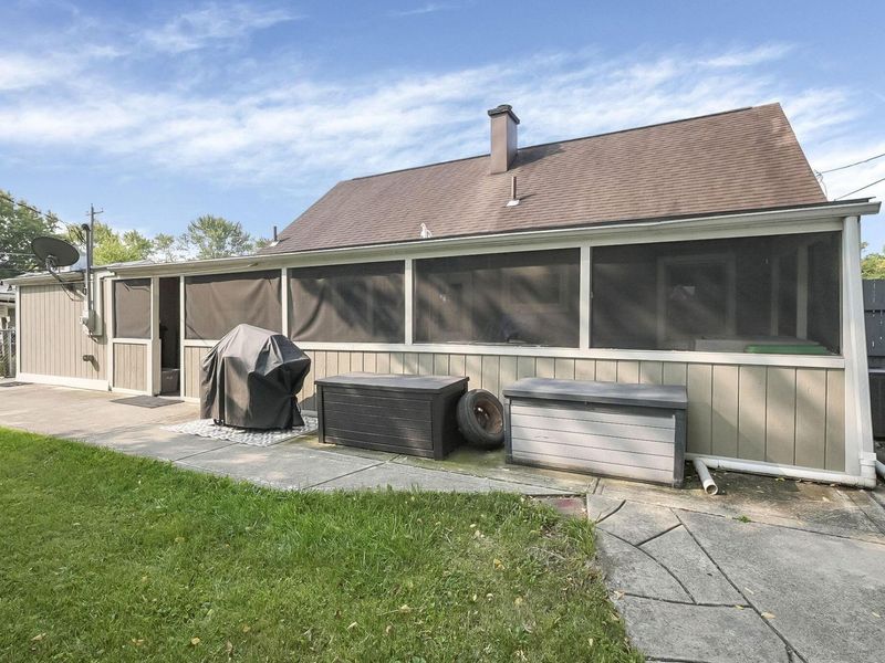 348 Darbyhurst Road, Columbus, OH 43228 Photo 28