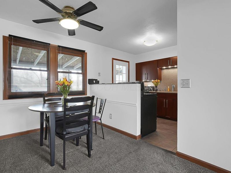 348 Darbyhurst Road, Columbus, OH 43228 Photo 8